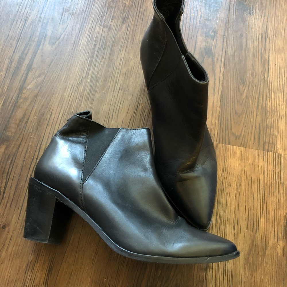 Dune London pointy heel bootie